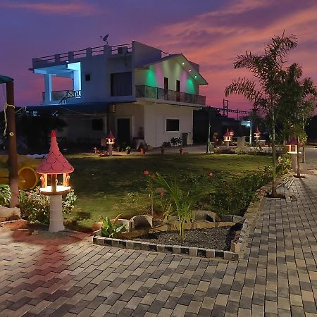 Houbara Resort 사산 기르 외부 사진