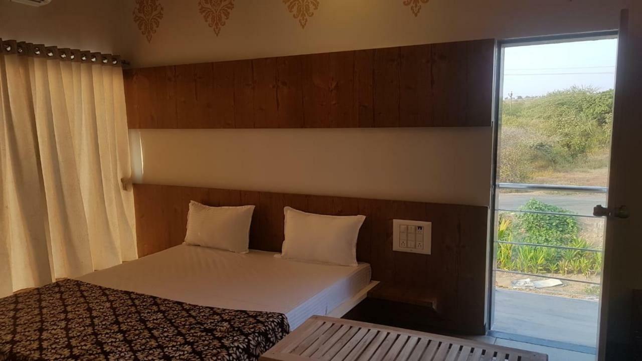 Houbara Resort 사산 기르 외부 사진
