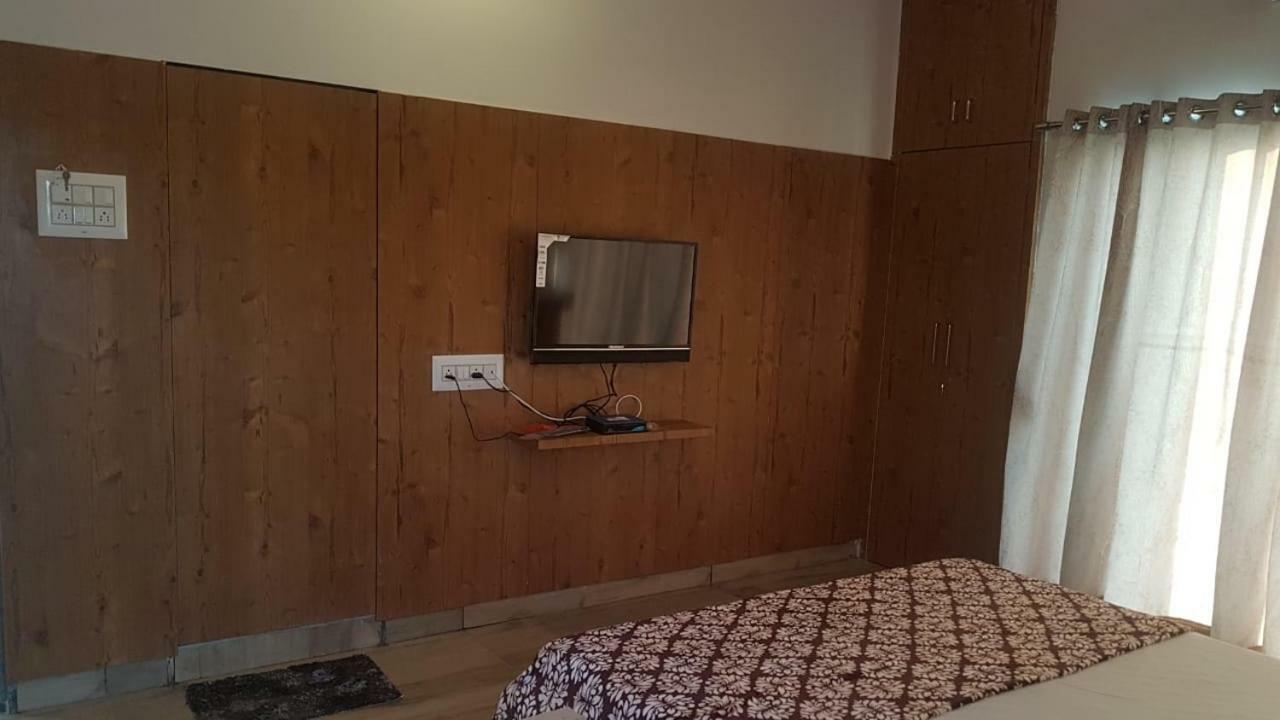 Houbara Resort 사산 기르 외부 사진
